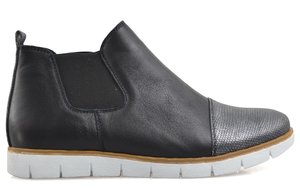 MARSDEN-BLACK-boots-Traffic Footwear