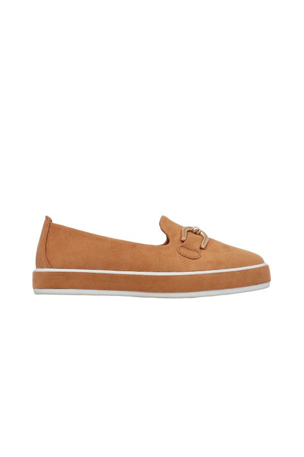 NATYIA CAMEL