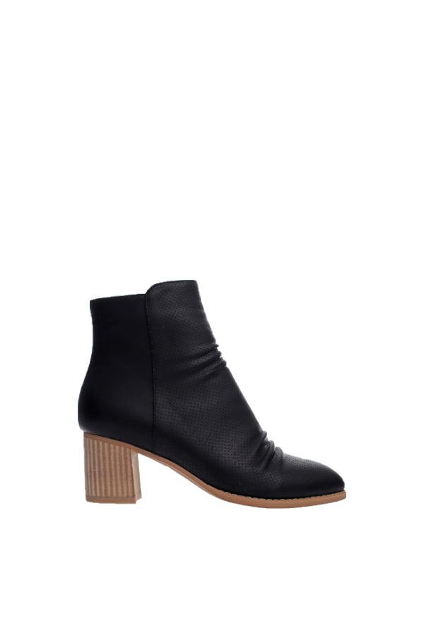 SALTRESS-BLACK FAUX LEATHER