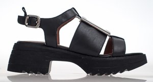 LASSIE-BLACK-women-Traffic Footwear